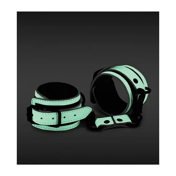 GLO Bondage Wrist Cuff - Glow in the Dark - Bondage Blindfolds & Restraints