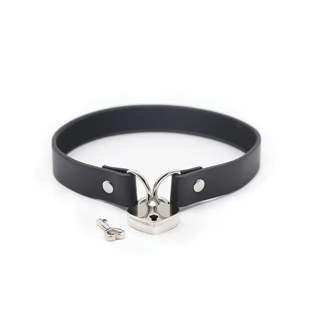 Plesur PVC Collar w/Heart Lock - Black - Bondage Blindfolds & Restraints