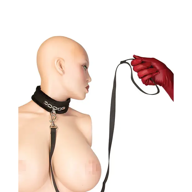 Punishment Crystal Detail Collar & 37’’ Leash - Bondage Blindfolds & Restraints