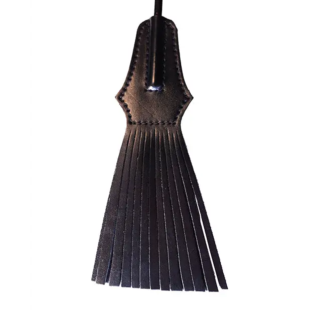 Rouge Tasselled Riding Crop, Black